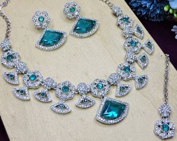 Green rhodium premium designer american diamond and stone work necklace set 3