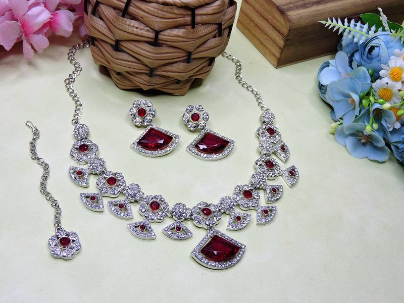 Maroon rhodium premium designer american diamond and stone work necklace set
