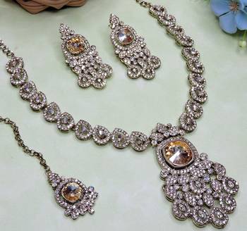 Gold yellow gold premium designer american diamond and stone work necklace set 3