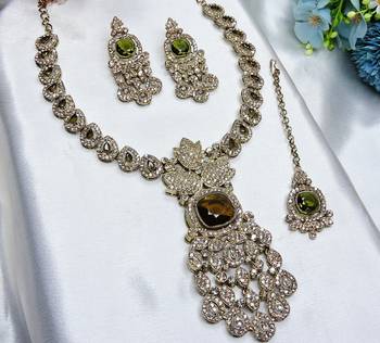 Green yellow gold premium designer american diamond and stone work necklace set 3