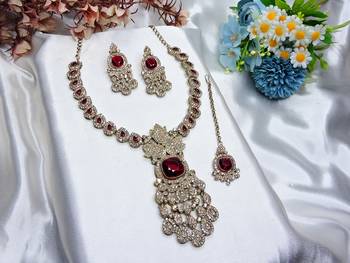 Maroon yellow gold premium designer american diamond and stone work necklace set 2