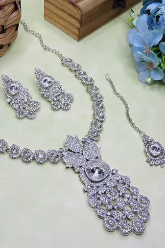 White rhodium premium designer american diamond and stone work necklace set