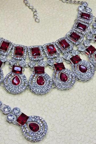 Maroon rhodium premium designer american diamond and stone work necklace set