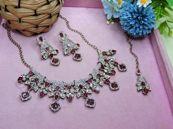 Maroon yellow gold premium designer american diamond and stone work necklace set 2