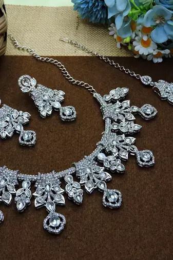White rhodium premium designer american diamond and stone work necklace set