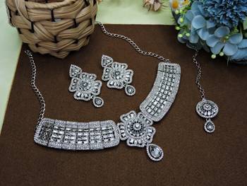 White rhodium premium designer american diamond and stone work necklace set 2
