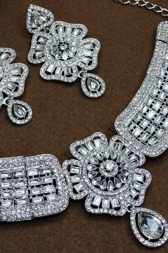 White rhodium premium designer american diamond and stone work necklace set
