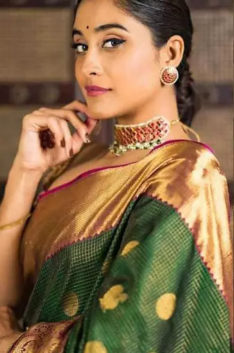 Green pink silk blend jacuard work festival saree with unstitched blouse piece
