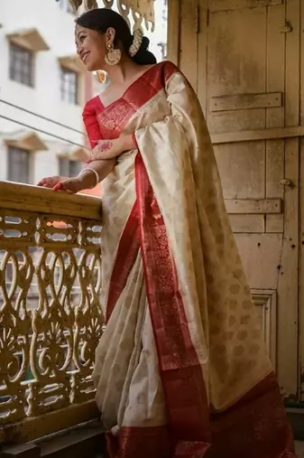 Off white red silk blend jacuard work festival saree with unstitched blouse piece