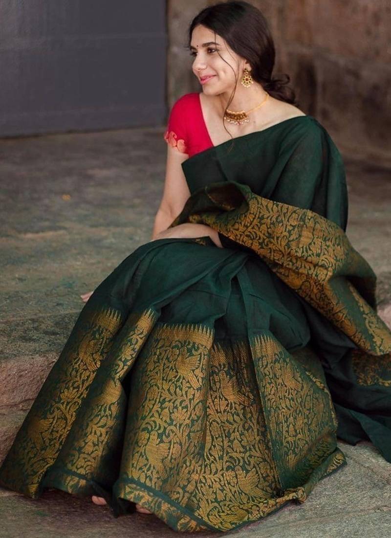 Green red silk blend jacuard work festival saree with unstitched blouse piece