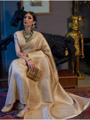 Off white silk blend jacuard work festival saree with unstitched blouse piece 2