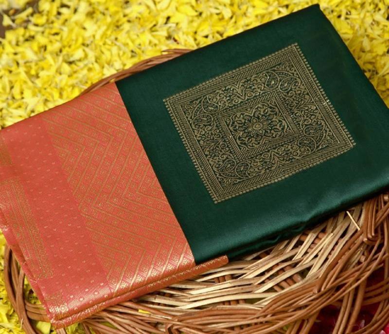 Green red silk blend jacuard work festival saree with unstitched blouse piece