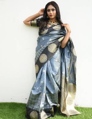 Grey black silk blend jacuard work festival saree with unstitched blouse piece 3