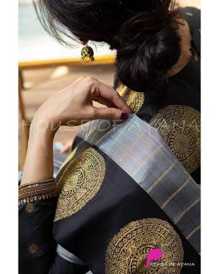 Grey black silk blend jacuard work festival saree with unstitched blouse piece 3
