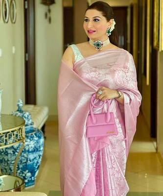 Baby pink silk blend jacuard work festival saree with unstitched blouse piece 2