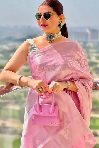 Baby pink silk blend jacuard work festival saree with unstitched blouse piece