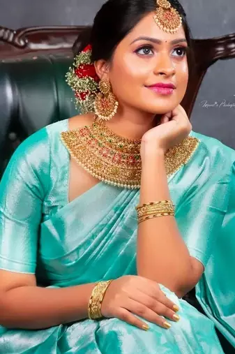Sky blue silk blend jacuard work festival saree with unstitched blouse piece