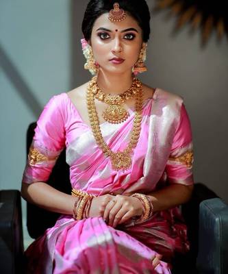 Baby pink silk blend jacuard work festival saree with unstitched blouse piece 4