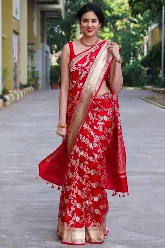Red  silk blend jacuard work festival saree with unstitched blouse piece
