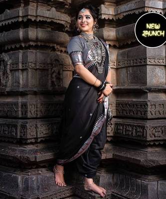 Black  silk blend jacuard work festival saree with unstitched blouse piece 1