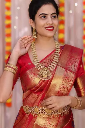 Red  silk blend jacuard work festival saree with unstitched blouse piece