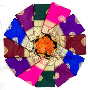 Pink  silk blend jacuard work festival saree with unstitched blouse piece 4