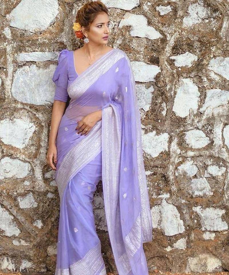 Lavender linen jacuard work festival saree with unstitched blouse piece