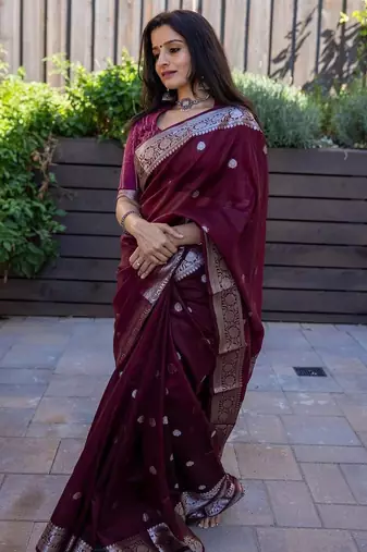 Wine linen jacuard work festival saree with unstitched blouse piece
