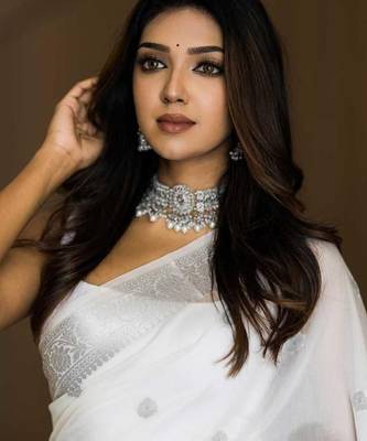 White linen jacuard work festival saree with unstitched blouse piece 3
