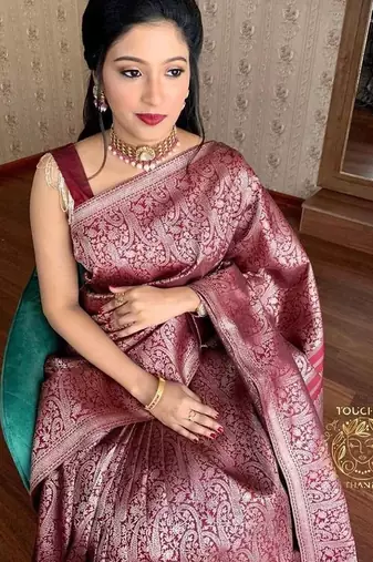 Maroon  silk blend jacuard work festival saree with unstitched blouse piece