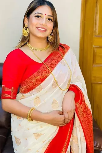 White red  silk blend jacuard work festival saree with unstitched blouse piece