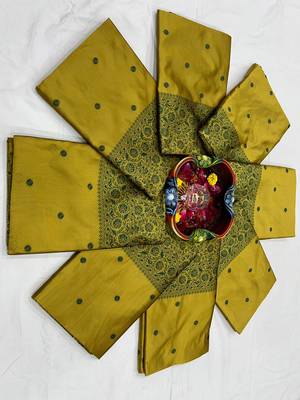 Light green silk blend jacuard work festival saree with unstitched blouse piece 3