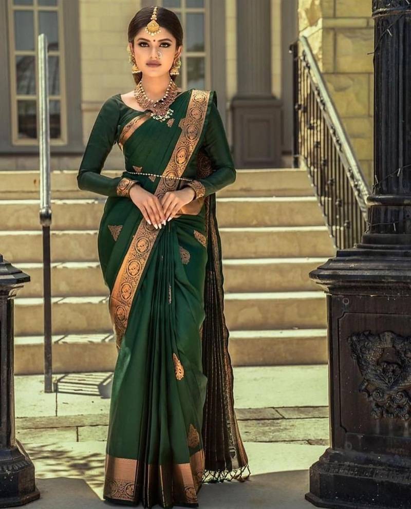 Green silk blend jacuard work festival saree with unstitched blouse piece