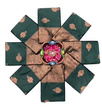 Green silk blend jacuard work festival saree with unstitched blouse piece 4
