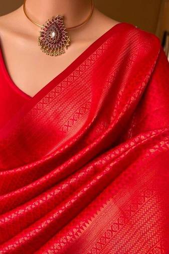 Red silk blend jacuard work festival saree with unstitched blouse piece