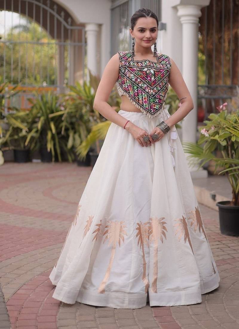 Roman Lehenga Choli Set With Kutchi Embroidery And Gota Work
