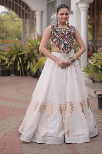 Roman Silk Lehenga Top Set With Pan Patti Gota And Mirror Lace