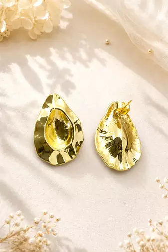 Flowing teardrop design gold plated drop earring for women and girls