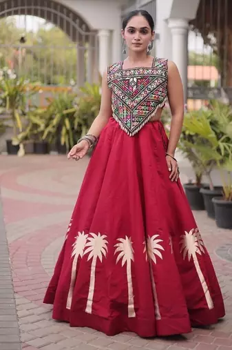 Roman Silk Lehenga Top Set With Pan Patti Gota And Mirror Lace