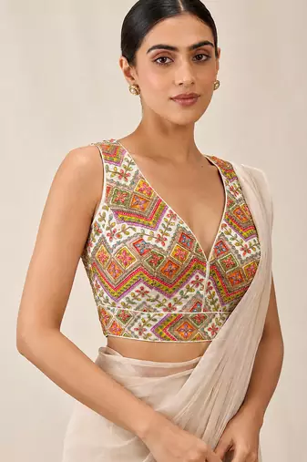 White v neck padded designer saree blouse