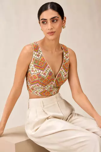 White v neck padded designer saree blouse
