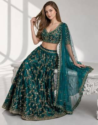 RAMA  SEQUINS & EMBROIDERED VELVET FESTIVAL LEHENGA CHOLI SET FOR WOMEN'S 4