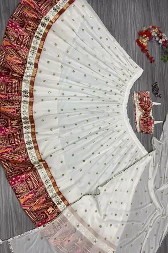 White Mirror Navratri Lehenga Choli With Dupatta