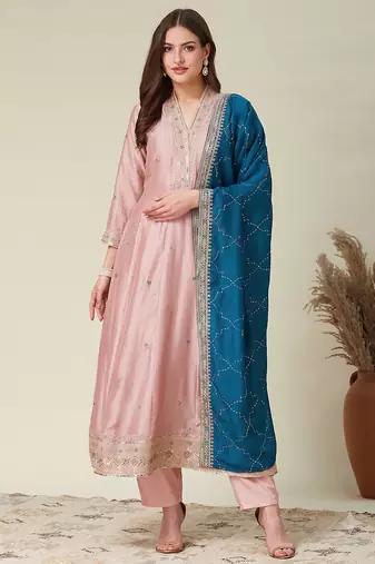 Women peach embroidered v-neck a-line kurta pant set with contrast morpich dupatta