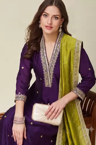Women wine purple embroidered v-neck a-line kurta pant set with contrast green dupatta