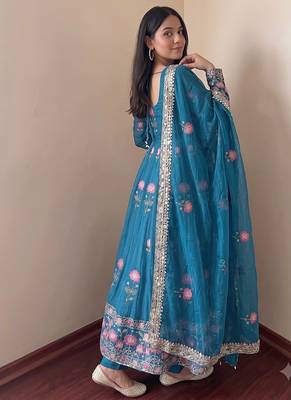Women's teal ethnic lotus floral thread work anarkali gown with straight pants & embroidered border dupatta 3