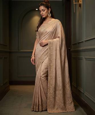 Beige embroidered soft foil georgette saree 4