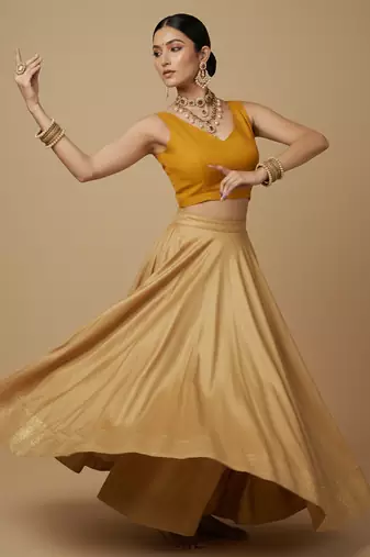 Solid premium silk v neck saree blouse