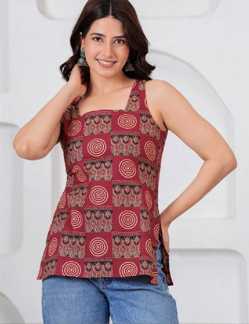 Women ethnic motifs printed indie prints kurta