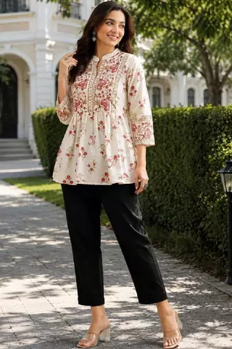 Women floral printed thread work floral kurta